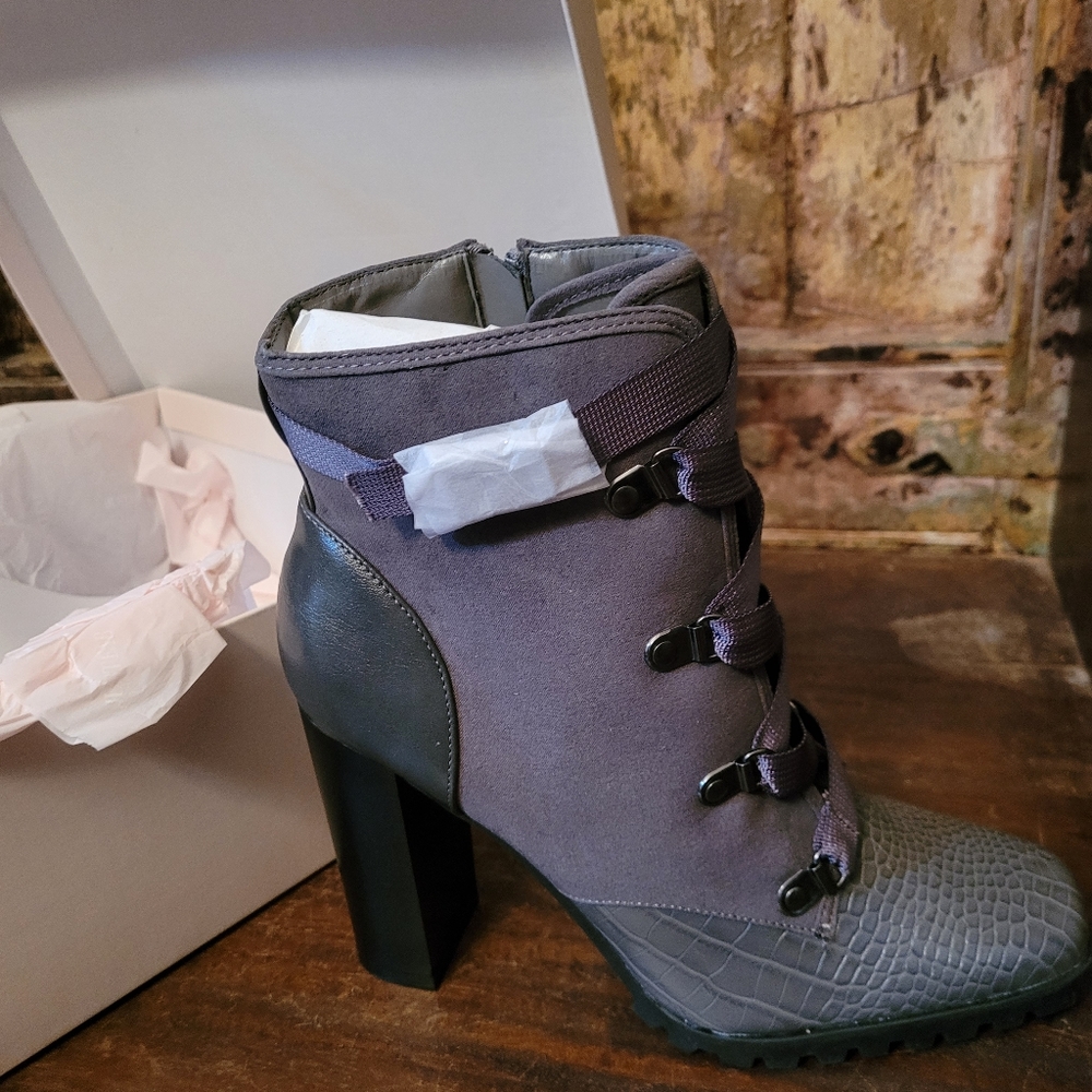 NEW JustFab grey leather & suede booties